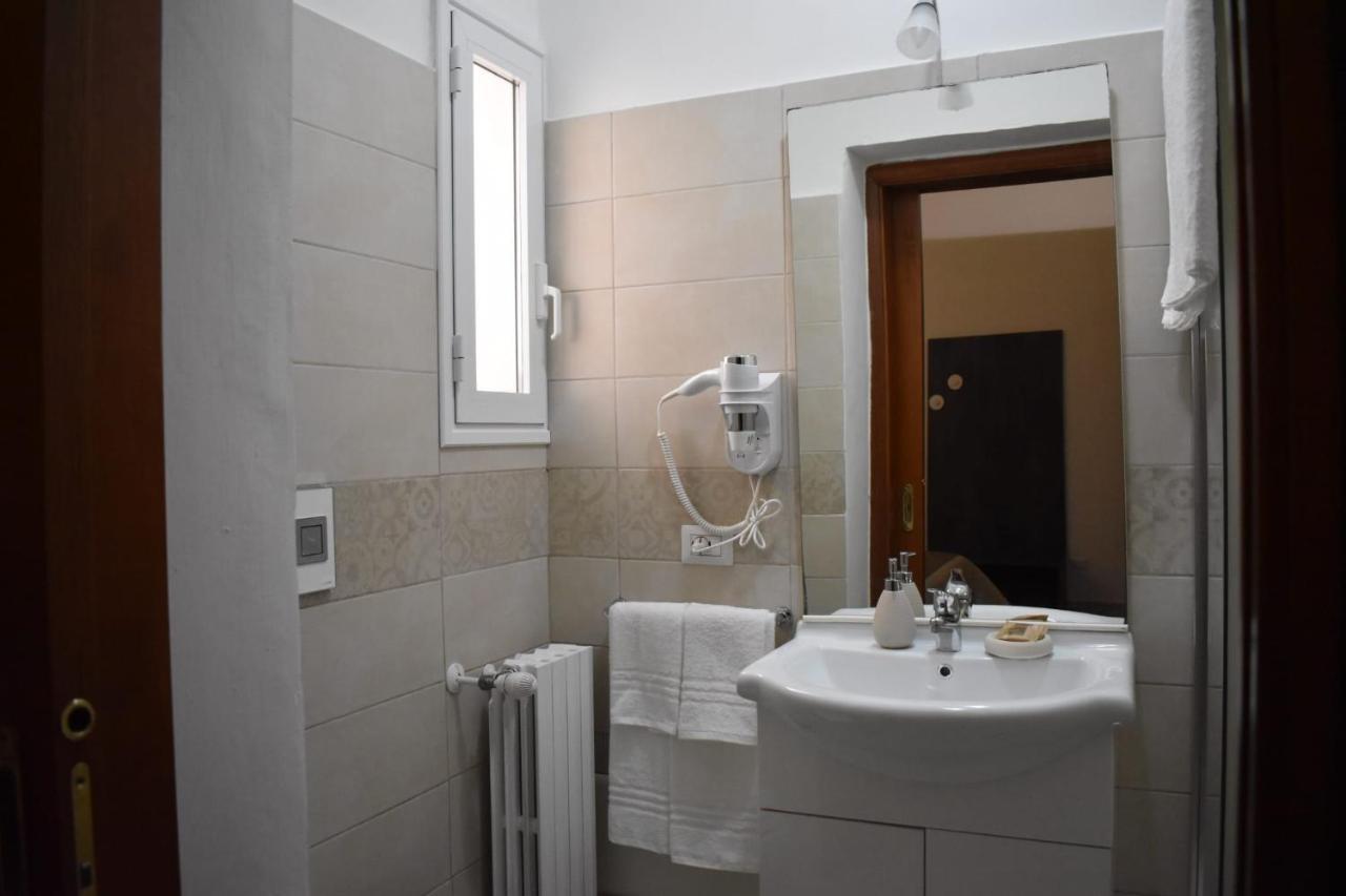 Samele Bed And Breakfast Lecce Kültér fotó