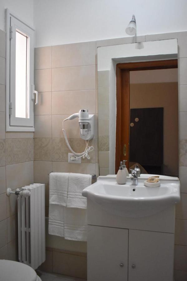 Samele Bed And Breakfast Lecce Kültér fotó
