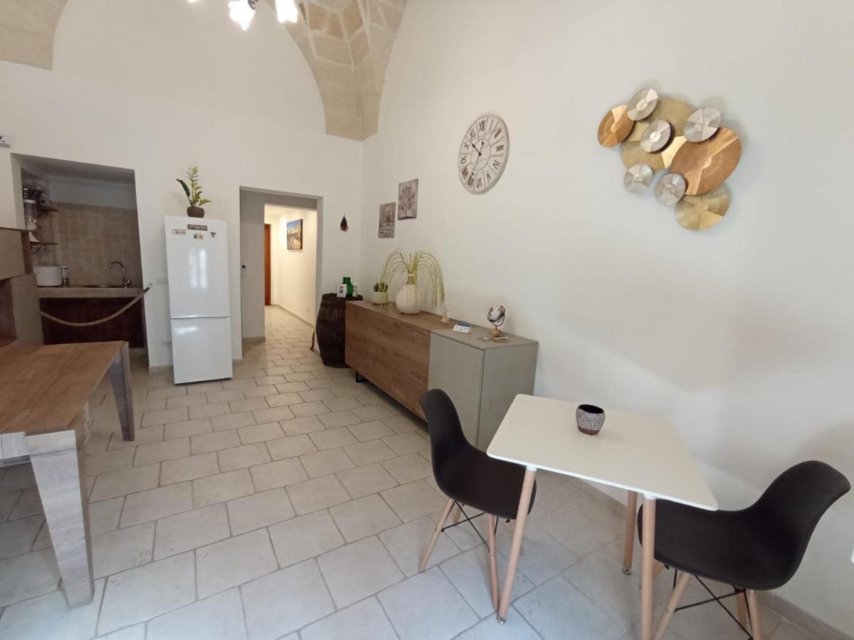 Samele Bed And Breakfast Lecce Kültér fotó