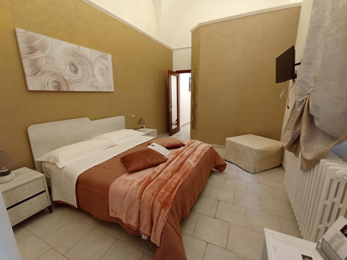Samele Bed And Breakfast Lecce Kültér fotó